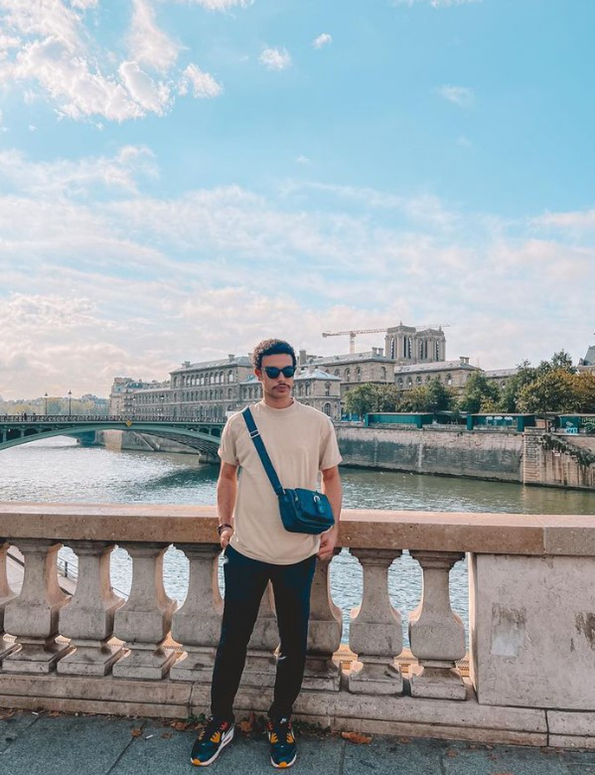 Sérgio Malheiros e Sophia Abrahão abrem álbum de viagem a Paris - Reprodução/Instagram