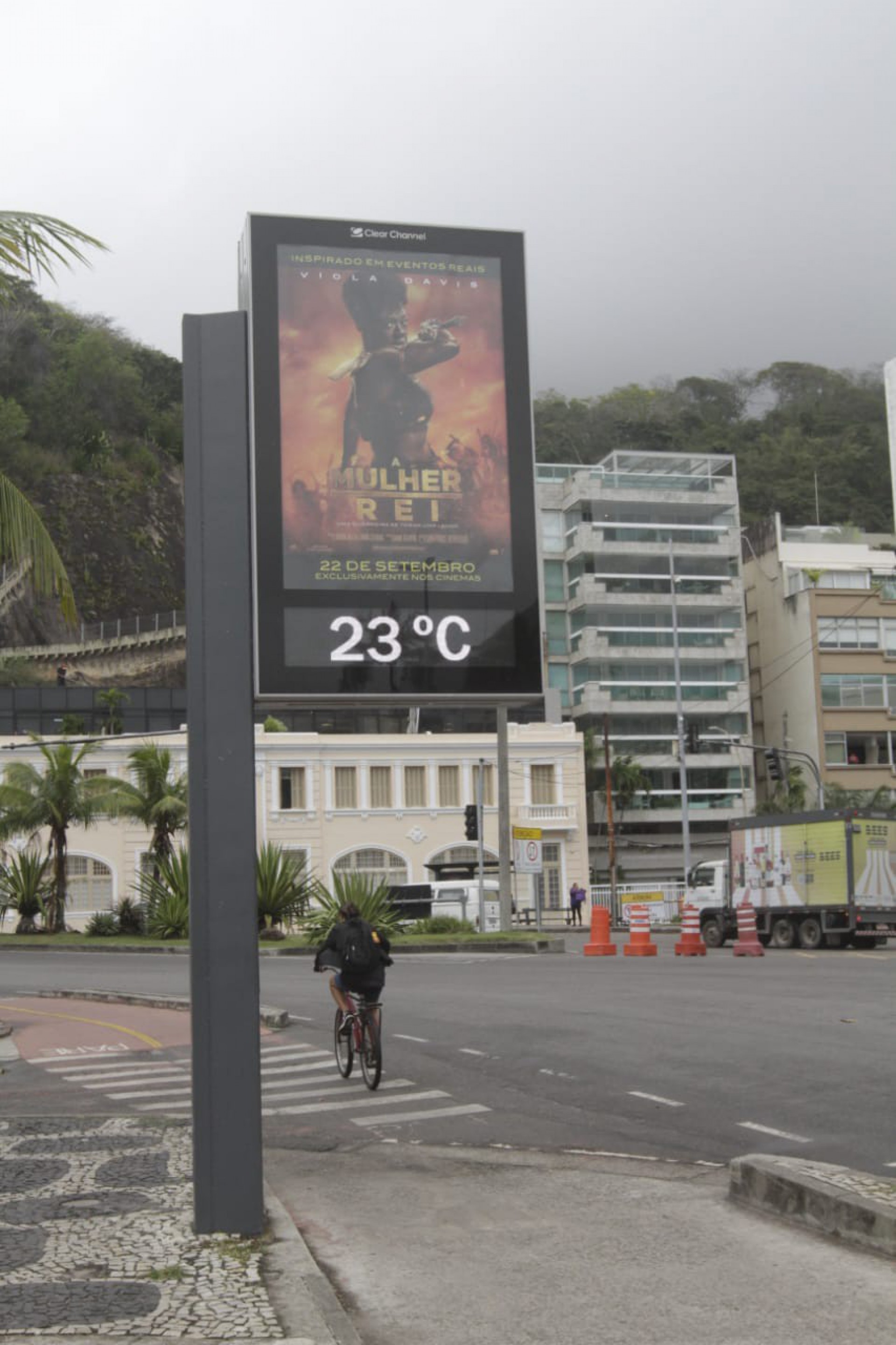 Term&ocirc;metros marcaram 23&ordm;C na Praia do Leblon, na Zona Sul - Marcos Porto / Ag&ecirc;ncia O Dia