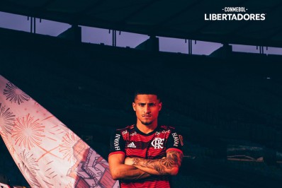 Nova proposta do Flamengo não agrada, e renovação de João Gomes emperra 