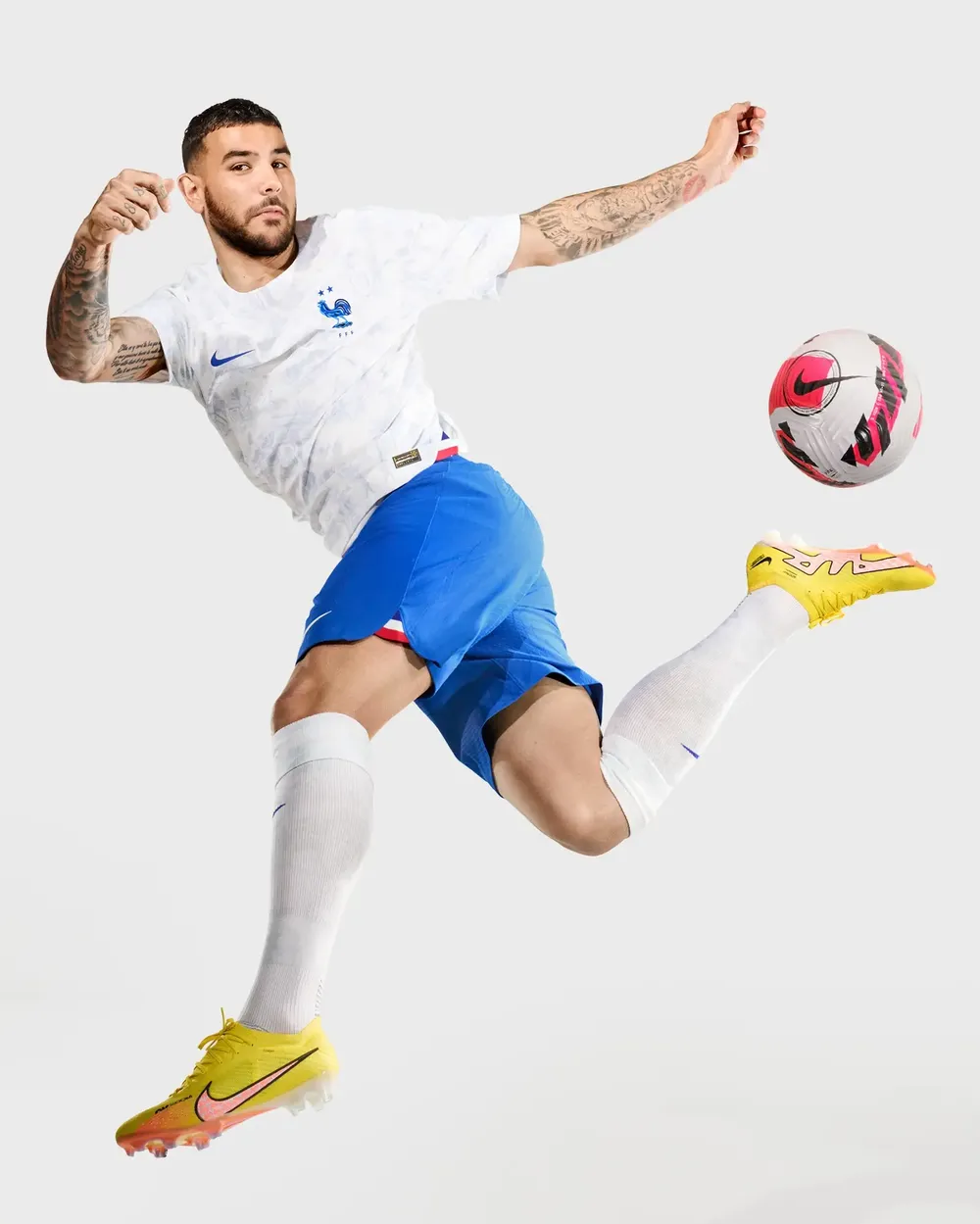 Segundo uniforme da França - Divulgação