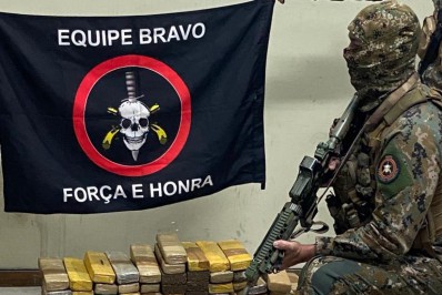 Polícia Militar apreende 90 kg de maconha no Jacarezinho