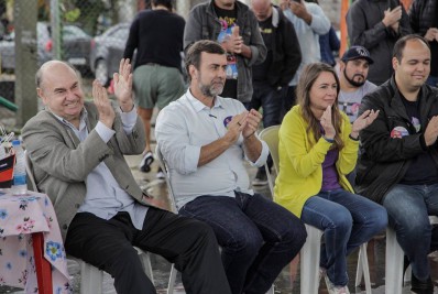   ﻿﻿﻿Freixo e Cesar Maia prometem programa inspirado no Favela Bairro