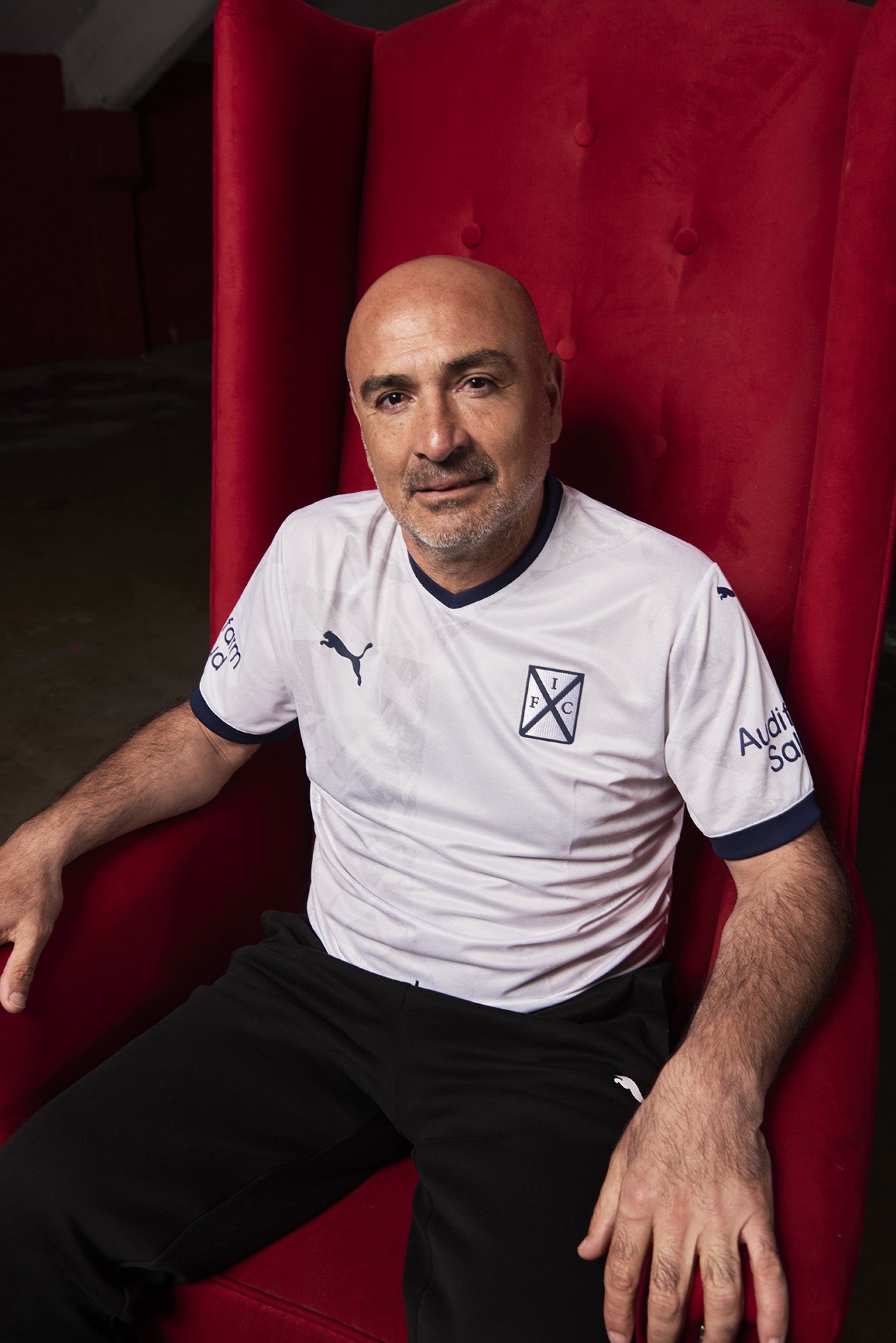 Detalhes da nova camisa do Independiente, em homenagem aos títulos do clube no Maracanã - Divulgação/Independiente