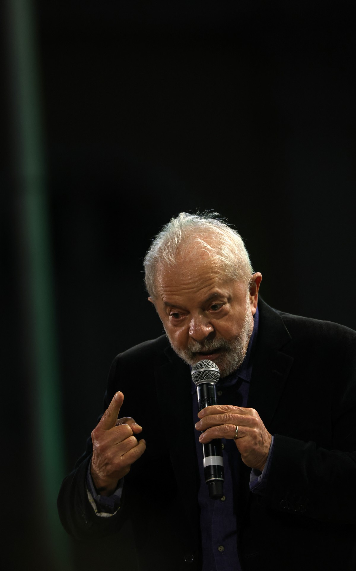 Brazil's presidential candidate for the leftist Workers Party (PT) and former President (2003-2010) Luiz Inacio Lula da Silva speaks during a campaign rally in Porto Alegre, Brazil, on September 16, 2022. Brazil holds its presidential elections on October 2.
SILVIO AVILA / AFP - SILVIO AVILA / AFP