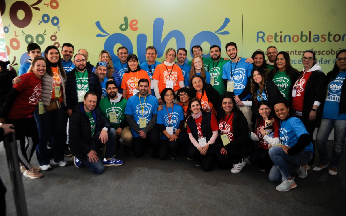 Tiago Leifert e Diana Garbin lan&ccedil;am campanha de conscientiza&ccedil;&atilde;o sobre c&acirc;ncer ocular no Parque Ibirapuera, em S&atilde;o Paulo