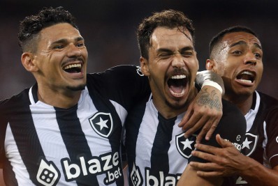 Com moral: Botafogo recebe elogios de técnicos de times adversários