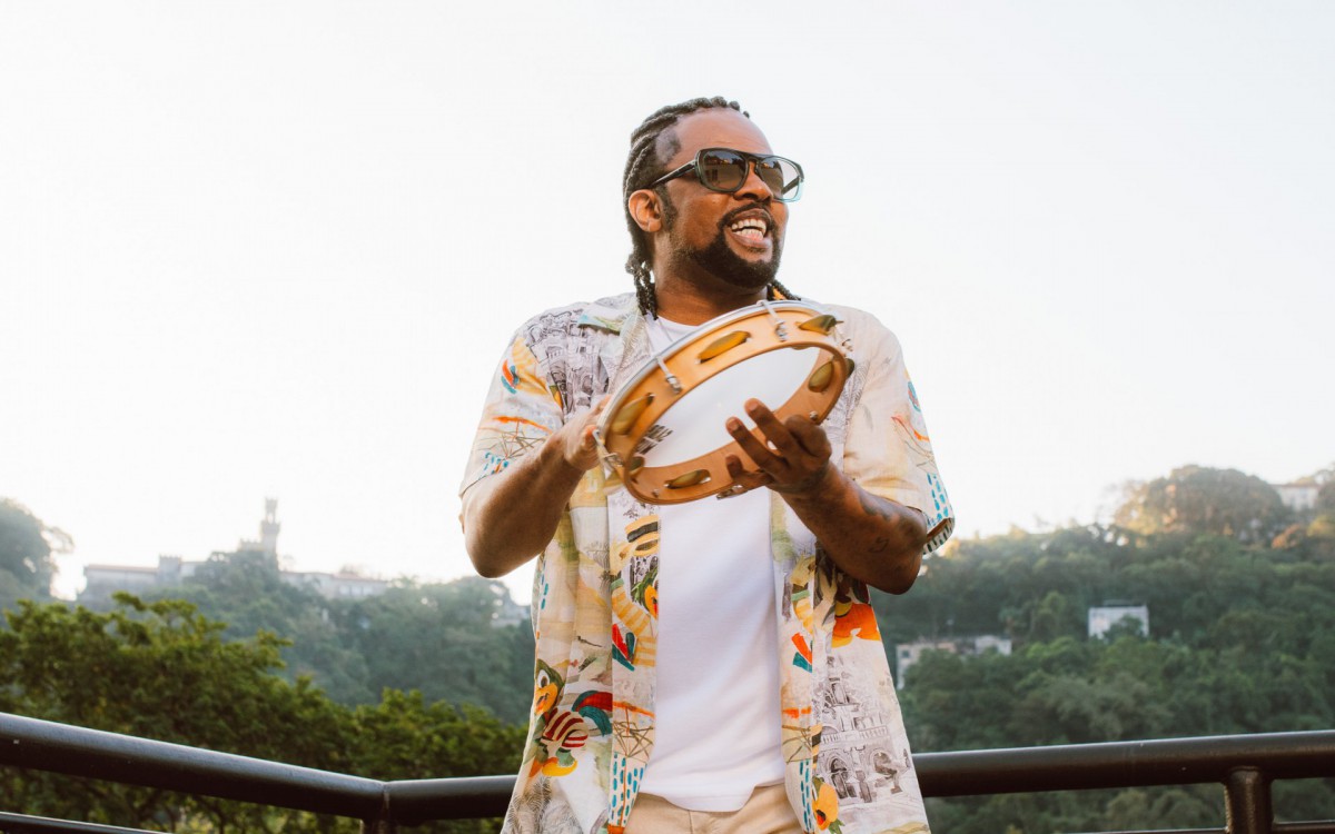 Xande de Pilares fechou parceria com a Disney para cantar na celebra&ccedil;&atilde;o dos 80 anos de Z&eacute; Carioca - Divulga&ccedil;&atilde;o/Brunini