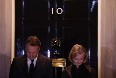 Reino Unido faz um minuto de silêncio em homenagem à rainha Elizabeth