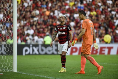 Após perder para o Fluminense, Flamengo encerra sua sequência de 19 jogos de invencibilidade