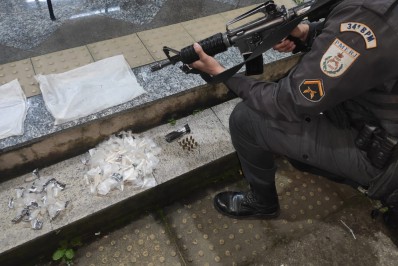 Polícia Militar prende suspeito de gerenciar tráfico em Guapimirim