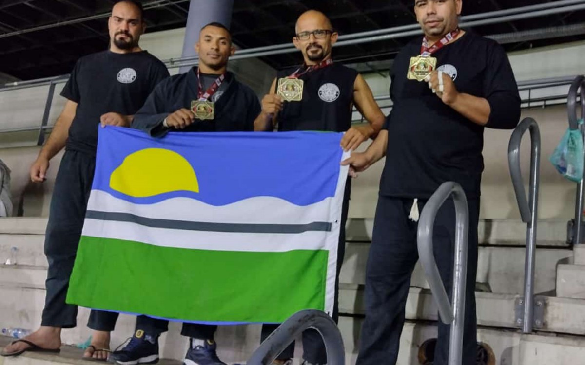 Al&eacute;m de Deivis, mais dois quissamaenses trouxeram medalha para o munic&iacute;pio. Ronalt Rodrigues ficou com o ouro, e Fabr&iacute;cio Ribeiro trouxe o bronze. Vin&iacute;cius Magno tamb&eacute;m representou Quissam&atilde;