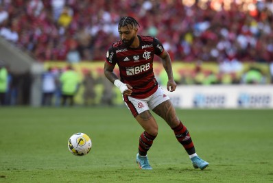 Gabigol evita falar sobre arbitragem e revela estar fazendo terapia para evitar problemas