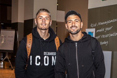 'Los del Fla': convocados do Flamengo se apresentam à seleção uruguaia