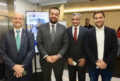 Cláudio Castro quer elevar participação do Rio no mercado de petróleo e gás