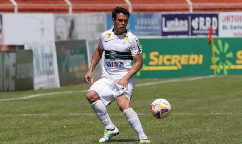 Kléber Gladiador fala sobre o Fla-Flu e diz que Felipe Melo apavora o Flamengo