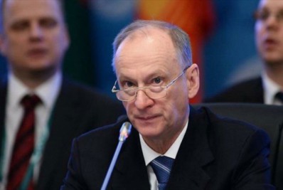 Após reunião, Rússia considera fortalecer laços de segurança com a China