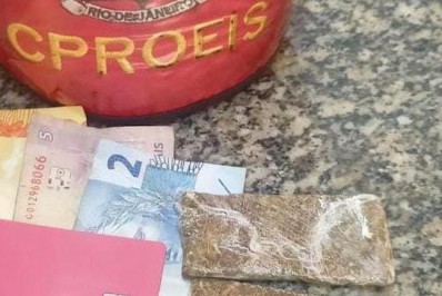 Jovem é detido por porte de maconha