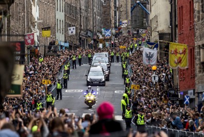 Após luto nacional por rainha Elizabeth, Reino Unido volta à vida normal
