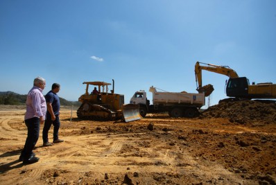 Prefeitura inicia obras em parque industrial no Roma