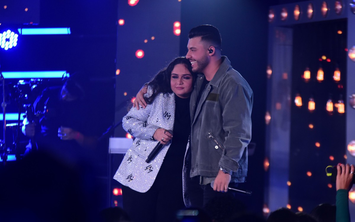 Luiza Martins recebe Murilo Huff, ex de Mar&iacute;lia Mendon&ccedil;a