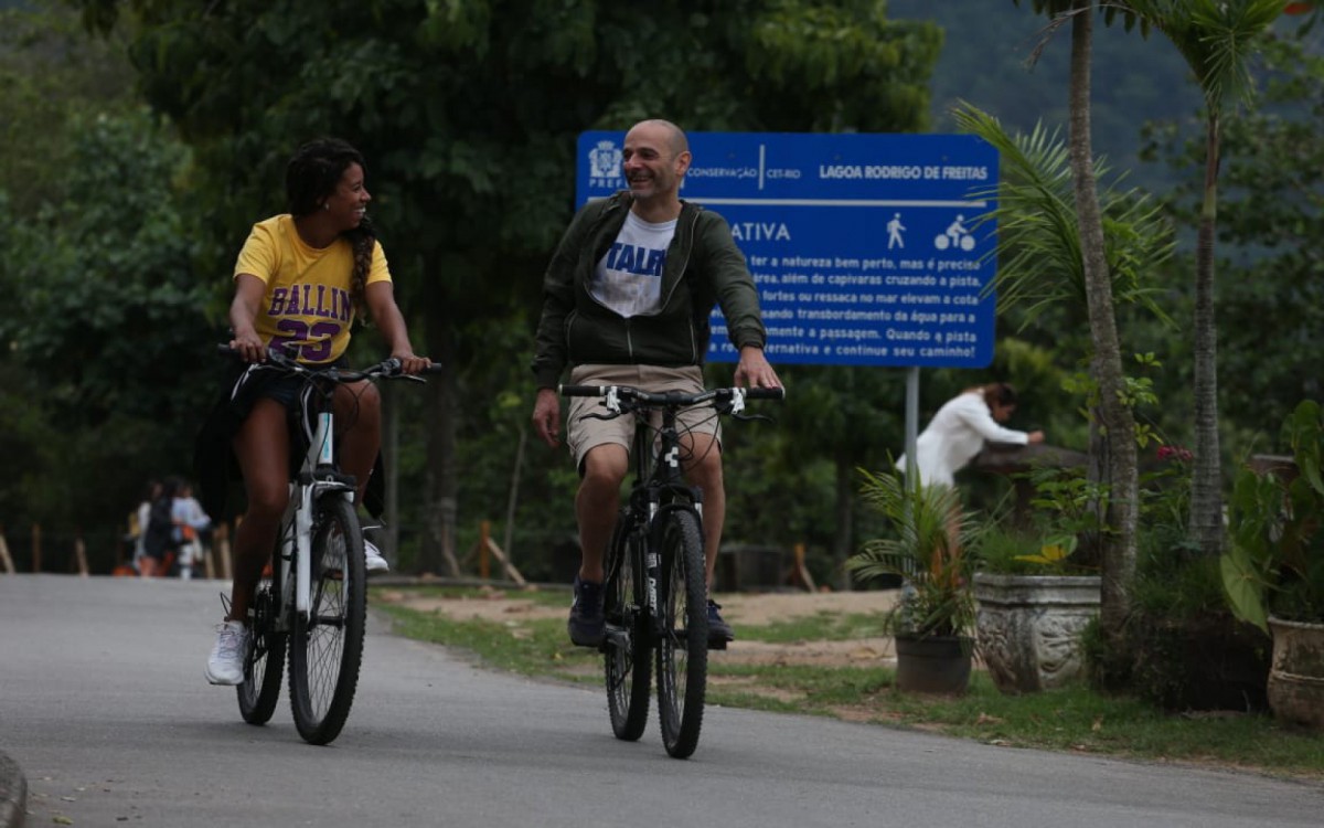 A paisagem da Lagoa Rodrigo de Freitas come&ccedil;a a mudar com a previs&atilde;o de chuvas para esta quinta (22) e sexta-feira (23)  - Cleber Mendes / Ag&ecirc;ncia O Dia