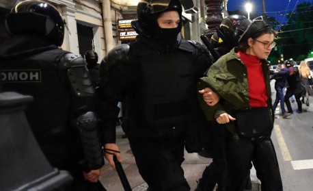 Manifestações acontecem em pelo menos 38 cidades de toda a Rússia - Reprodução