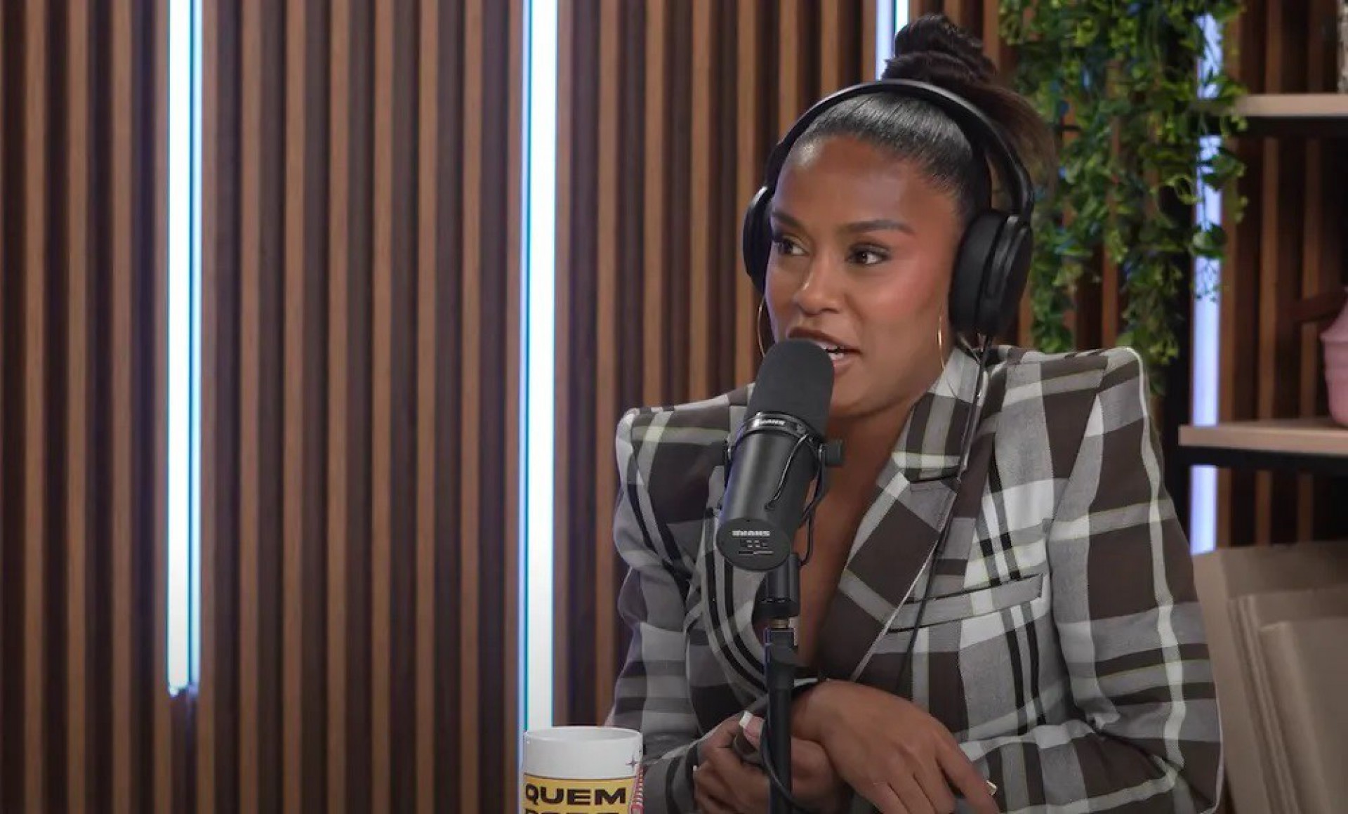 Rebecca abre o jogo sobre término da amizade com Ludmilla - Reprodução de vídeo