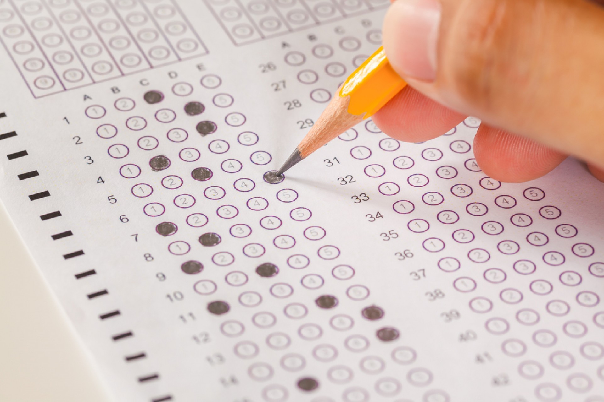Caixa divulga resultado do concurso público para carreiras de nível superior