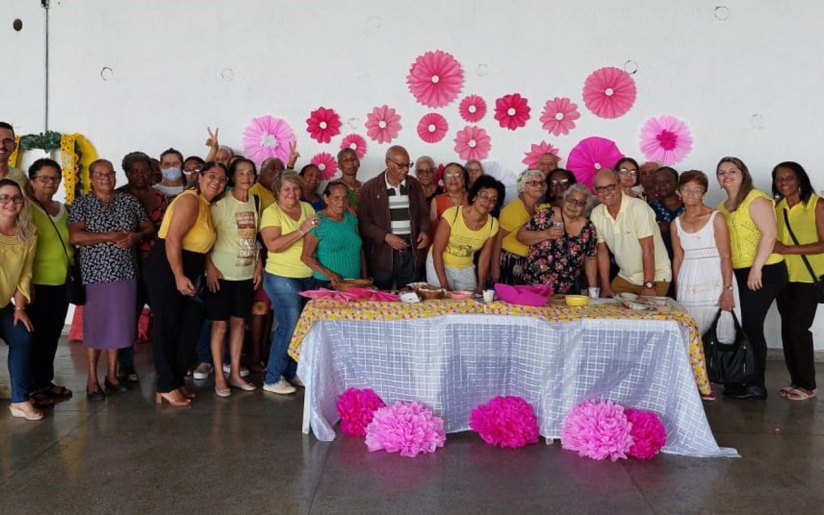 Ap&oacute;s o evento com palestras sobre preven&ccedil;&atilde;o aos suic&iacute;dio, os participantes se confraternizaram