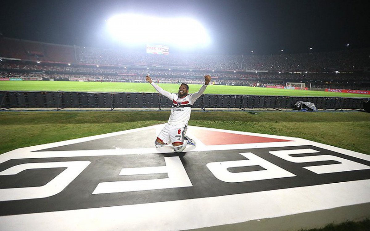 Jogador Reinaldo, São Paulo