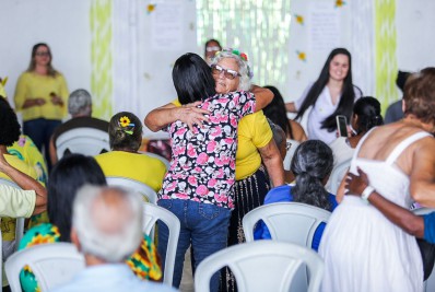 Belford Roxo: Prefeitura reforça cuidados com idosos em palestra de Prevenção ao Suicídio