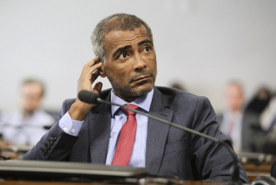 Senadores do Rio ignorados na escalação do time liberal