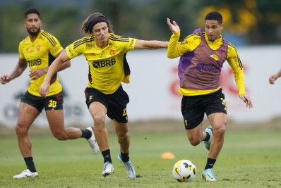 Clube alemão teria enviado representantes ao Brasil para observar João Gomes, do Flamengo
