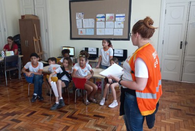 NitTrans leva estudantes da rede pública para visitar o CCO Mobilidade