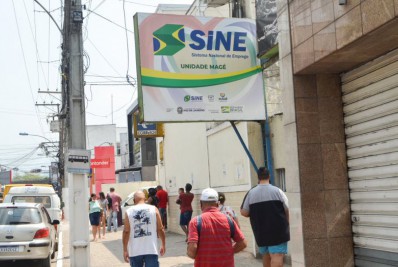 Postos municipais do Sine em Magé cadastram para vagas de emprego