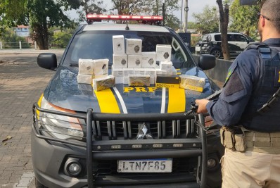 PRF apreende aparelhos eletrônicos sem nota fiscal em Resende