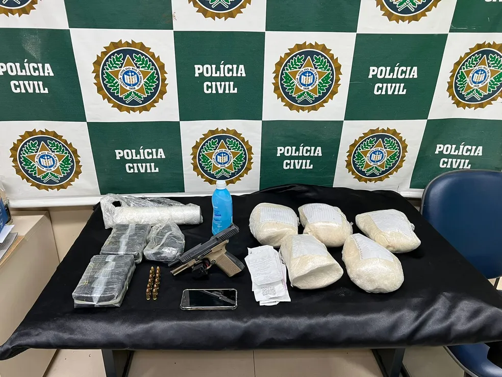 Homem é preso com 10 kg de pasta base de cocaína em Resende