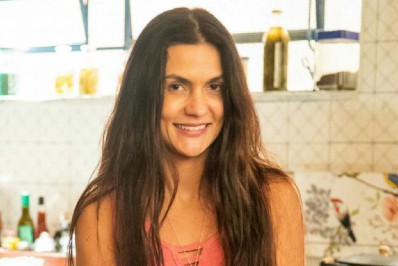 Paula Barbosa fala sobre encontro com Giovanna Gold, a Zefa da 1ª versão de 'Pantanal'