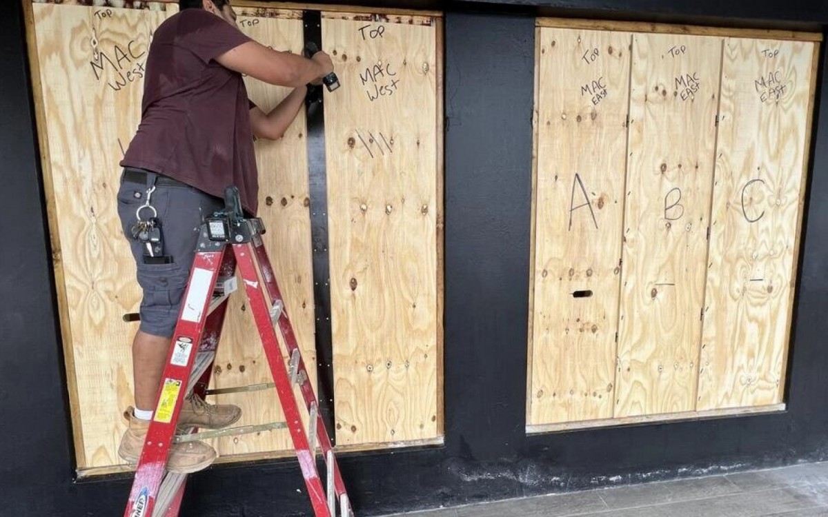 Locais se preparam para tempestade que pode ser ainda maior