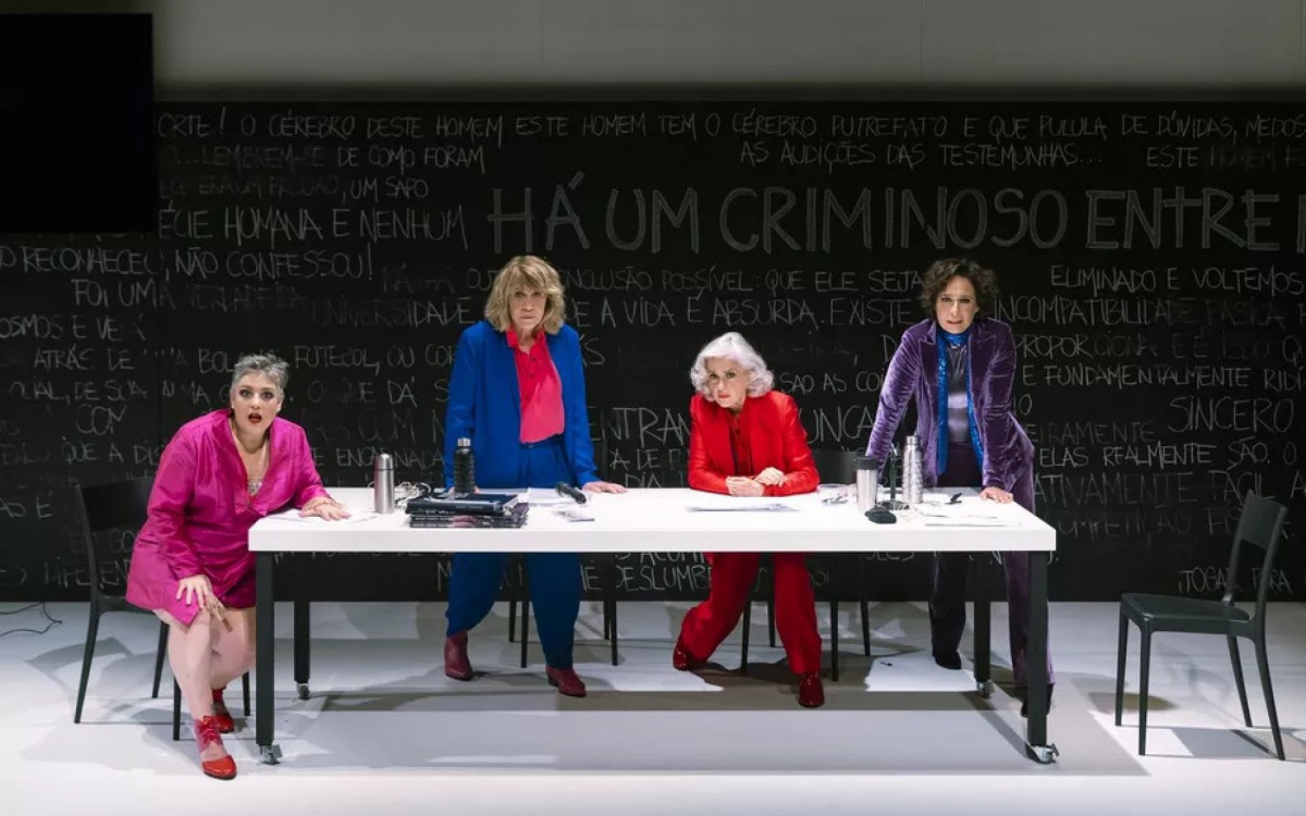 Marieta Severo contracena com Andrea Beltrão, Renata Sorrah e Ana Baird em 'O Espectador' - Divulgação/Leo Martins