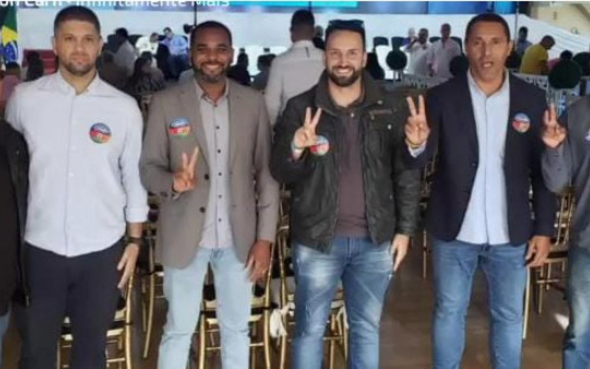 De B&uacute;zios, capitaneados pelo presidente do legislativo buziano,Rafael Aguiar (REP), os vereadores Gugu de Nair (DEM), Josu&eacute; Pereira (PRTB), Niltinho de Beloca (PROS) e Dida Gabarito (PRTB).