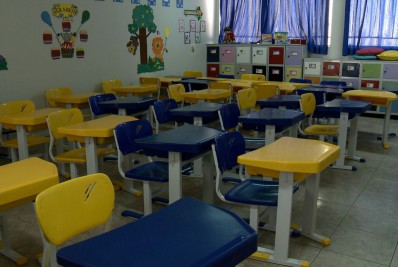 Pais podem negociar reajuste nas mensalidades com as escolas