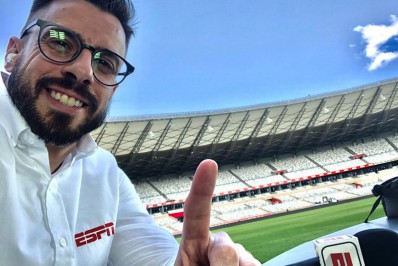 Comentarista fala pela primeira vez após demissão da ESPN: 'Divergência de ideias'