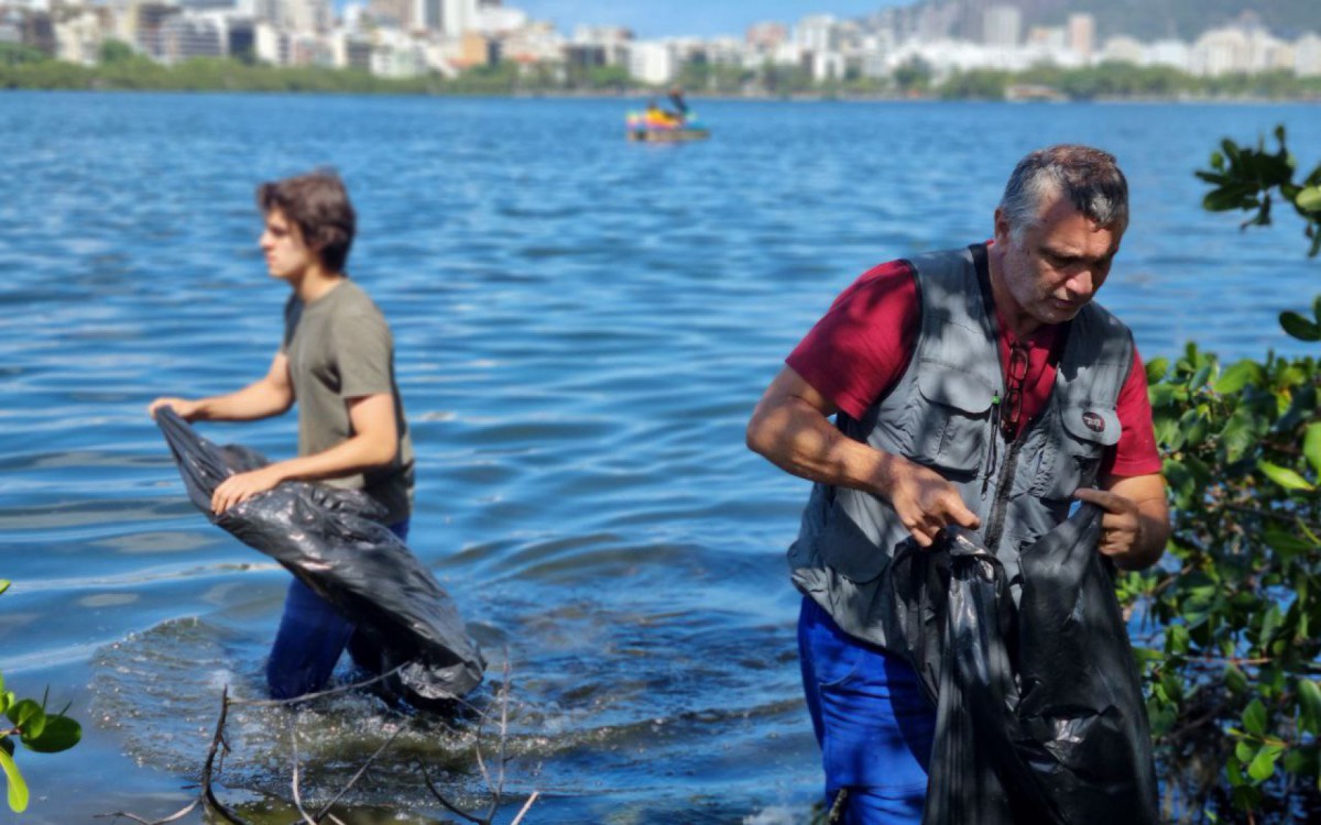 Ações lideradas pelo biólogo Mario Moscatelli, apoiadas pela Águas do Rio, transformam o cenário local, com águas transparentes e biodiversidade - Ascom Águas do Rio