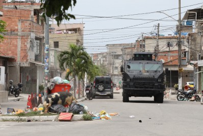 ONG aponta aumento de 145% nas mortes durante operações policiais no Complexo da Maré em 2022