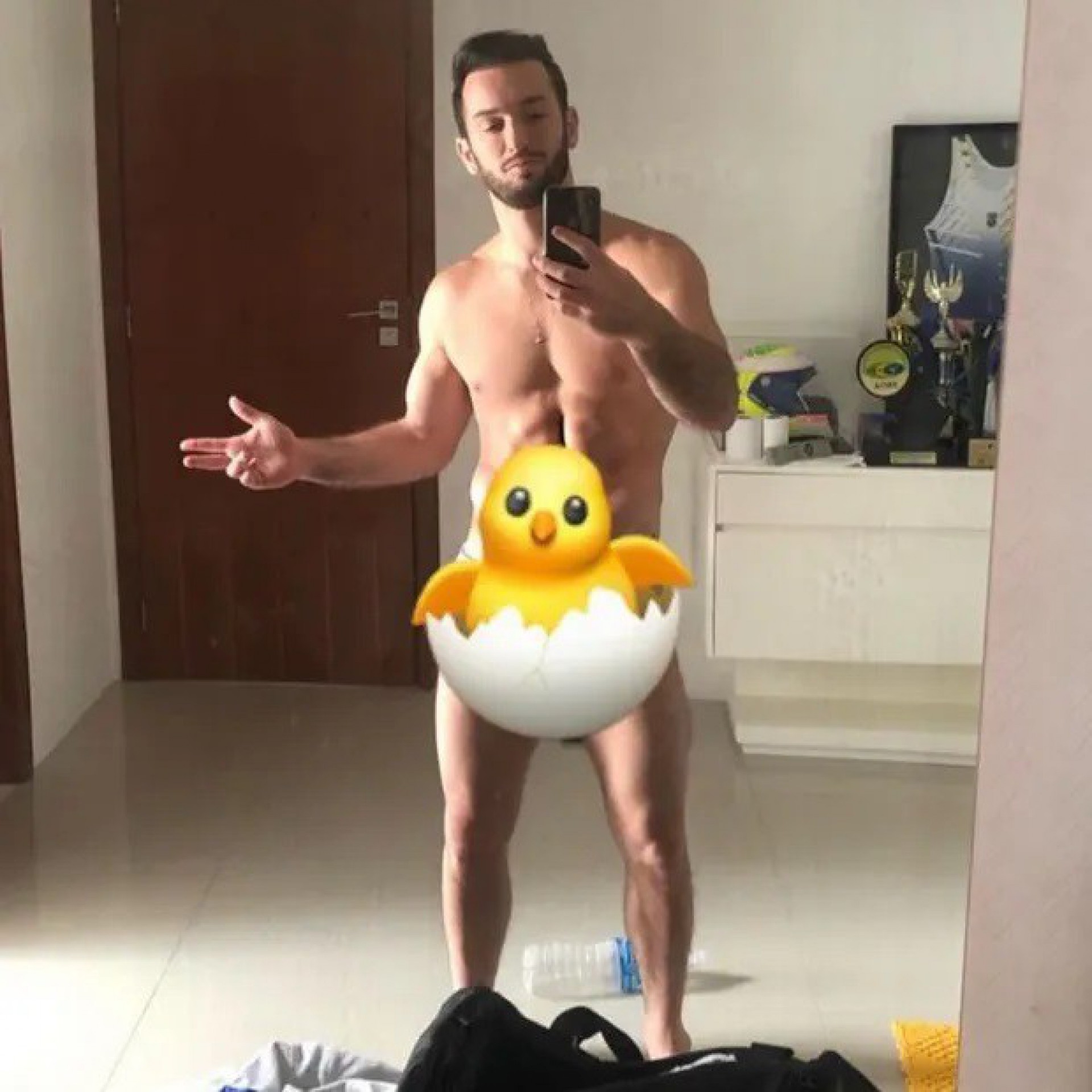 Diego Hypolito posta foto nu e deixa fãs eufóricos - Reprodução / Instagram
