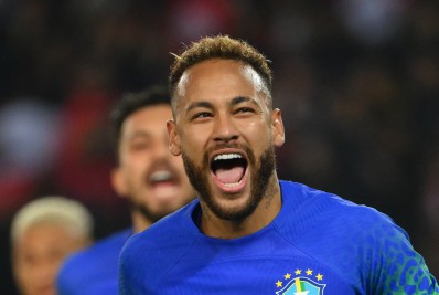 Ao lado do filho, Neymar celebra convocação para a Copa do Mundo: 'Chegou a hora'