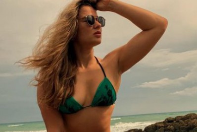 Lutadora do UFC revela que mostrar 'nudes' mudou sua personalidade: 'Sinto mais energia'