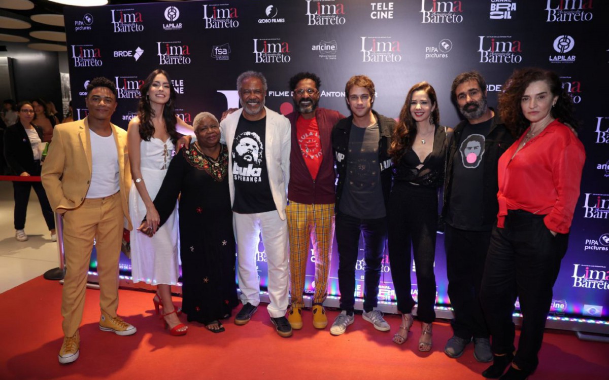 Parte do elenco do filme 'Lima Barreto, ao Terceiro Dia'