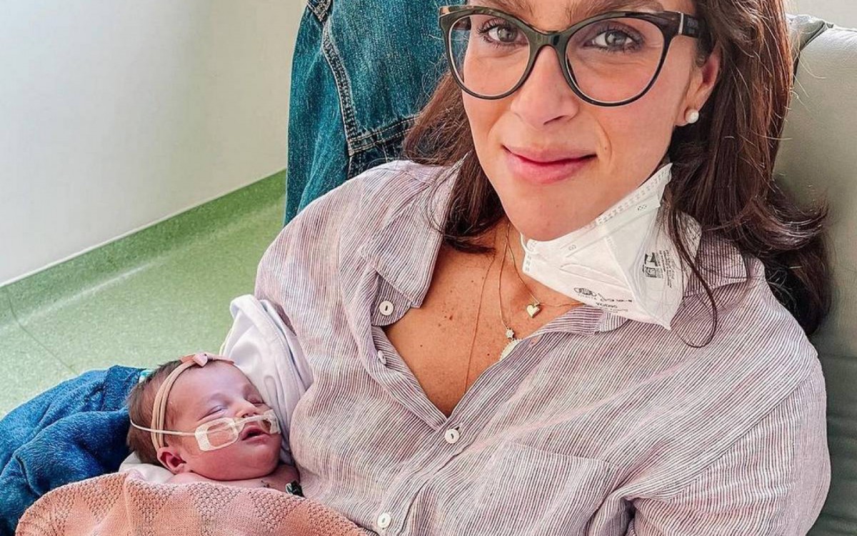 Letícia Cazarré e a filha, Maria Guilhermina - Reprodução / Instagram